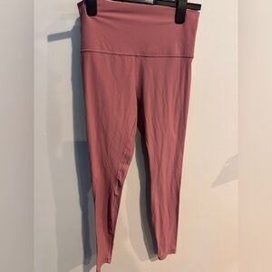 Lululemon Align Ribbed High-Rise Pant 28"
Velvet Dust size 8 B601